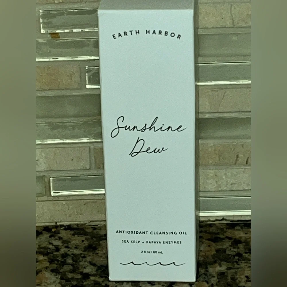 Earth Harbor Sunshine Dew Antioxidant Cleansing Oil